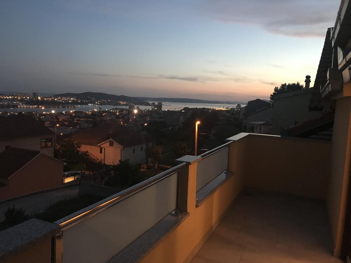 Apartman Mig Solin Exterior foto